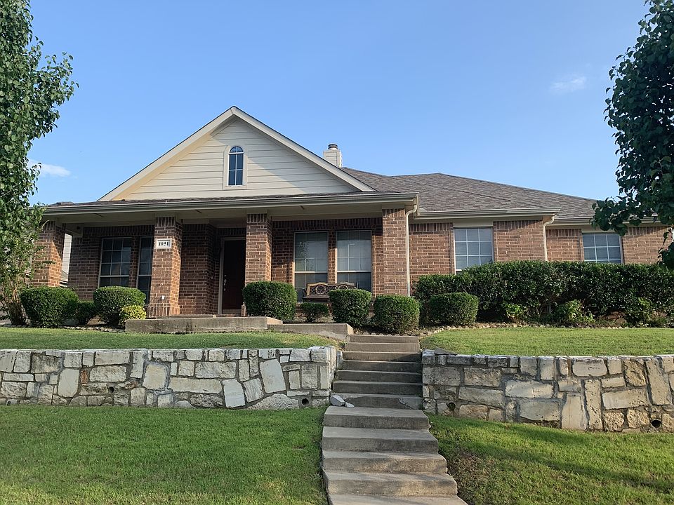 1st image of 1051 Resaca Dr