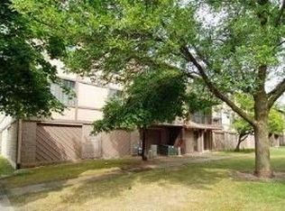 432 E Bailey Rd APT 203, Naperville, IL 60565