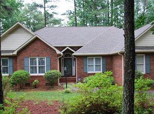 3653 Huntington Dr, Matthews, NC 28104
