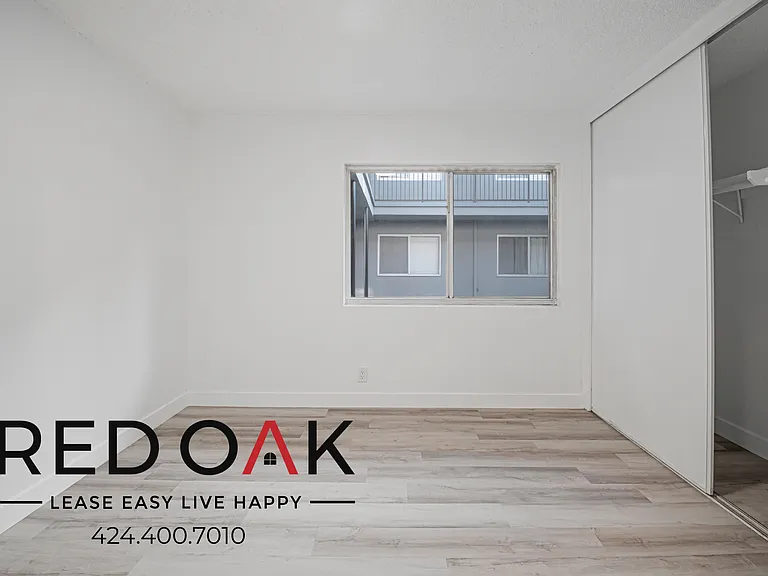 6501 Cherry Ave #8 — Photo 21