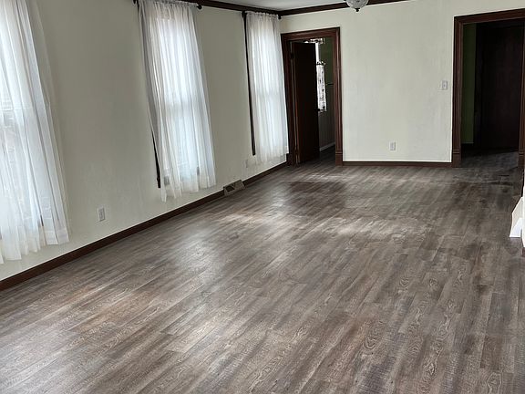 2nd image of 808 N 15th St
