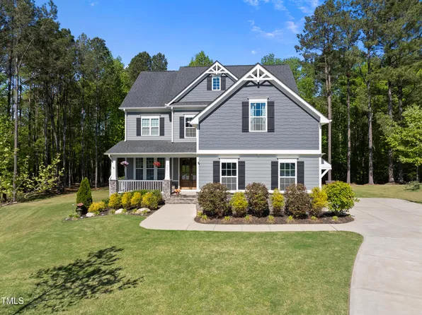 140 Barletta Ct, Clayton, NC 27527