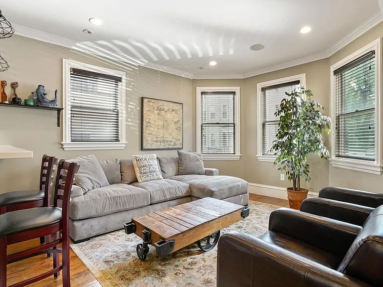 15 Howell St #1 — Photo 5