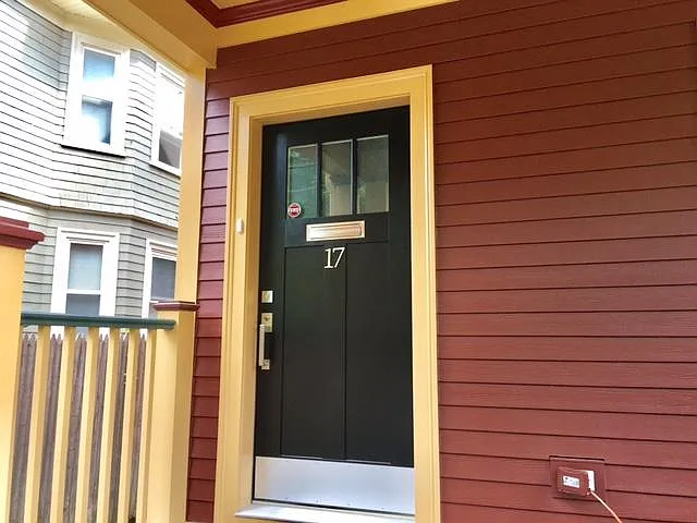 17 Pemberton St — Photo 4