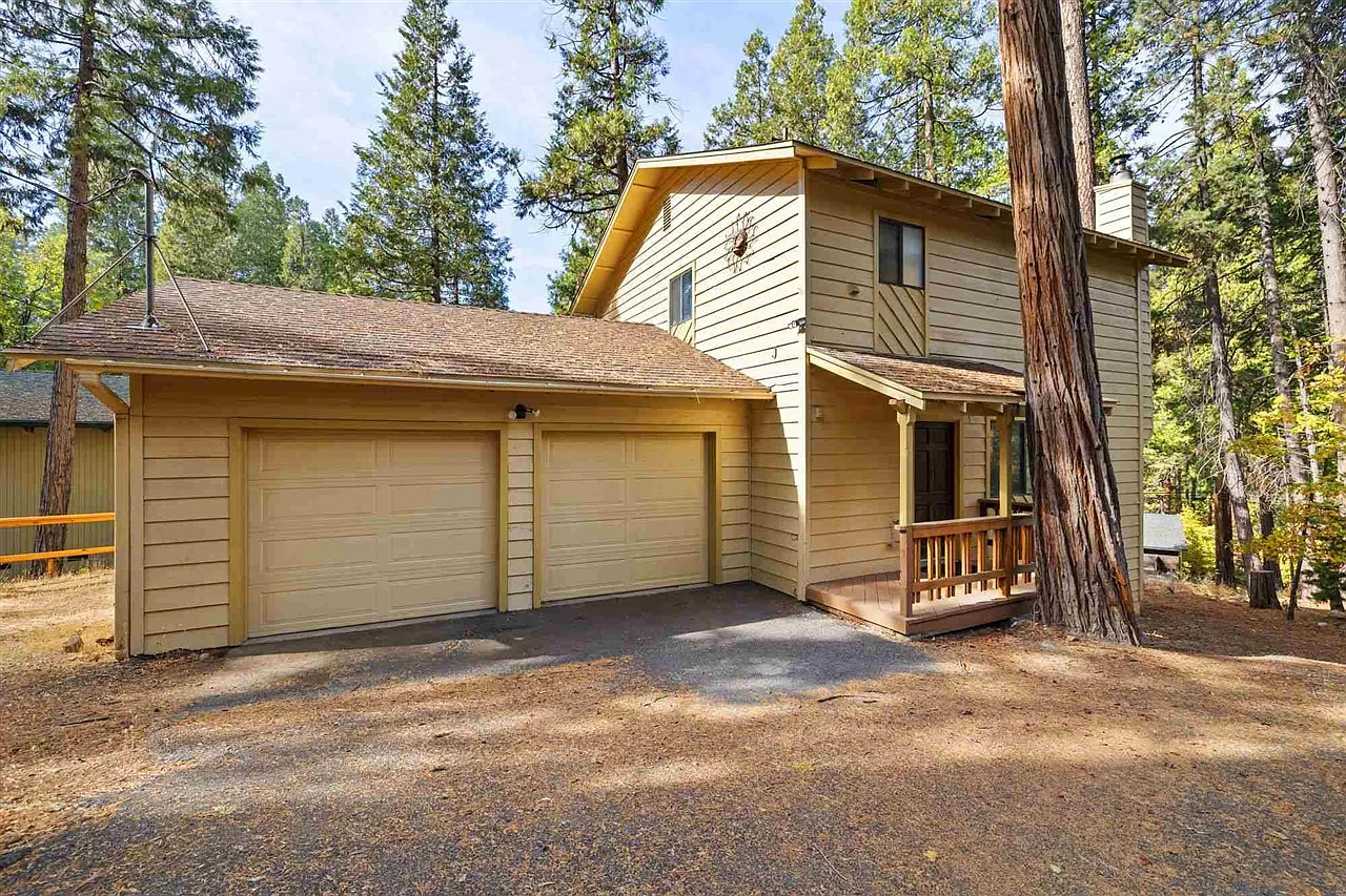 22378 Ponderosa Dr photo 1