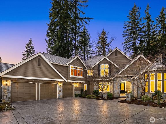 4th image of 20546 NE 126th Way