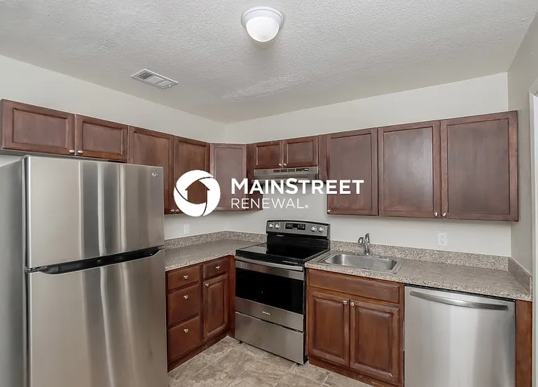 453 Ralwood Ln NE #E — Photo 5