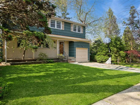 2303 Margaret Boulevard, Merrick, NY 11566
