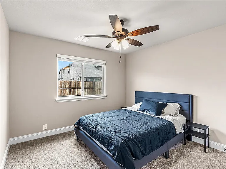 905 Sedona St — Photo 18