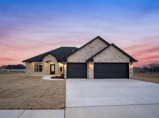 1421 Buckhorn Pl, Tuttle, OK 73089