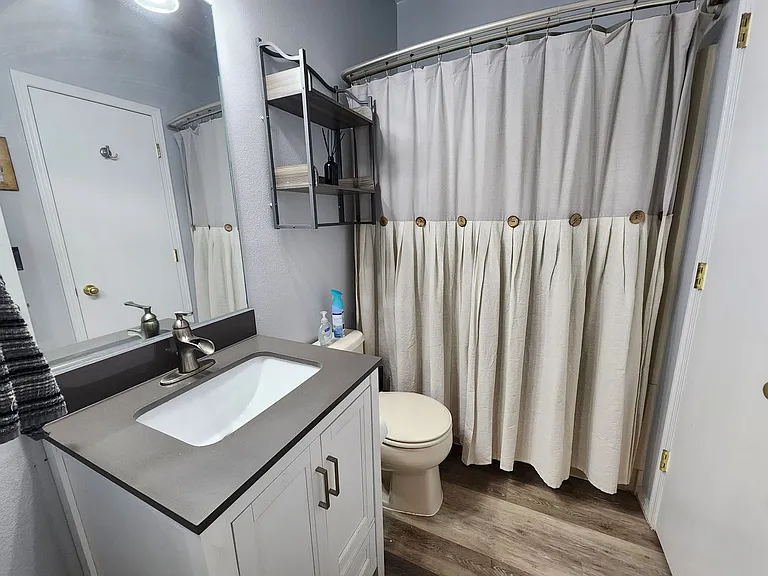 4650 Bittercreek Dr — Photo 6