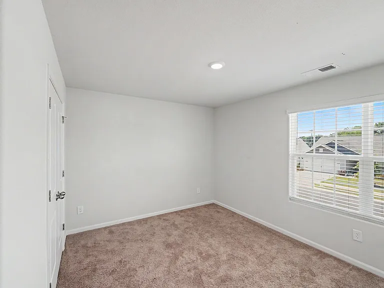 318 Aniston Ln — Photo 16