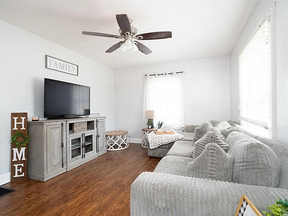 4th image of 1632 Bluff Ave