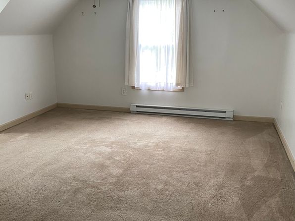 34 Church Ave #2