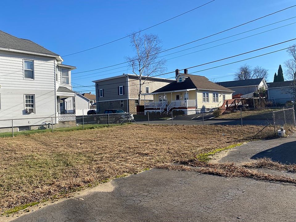 2nd image of 8 Grace St