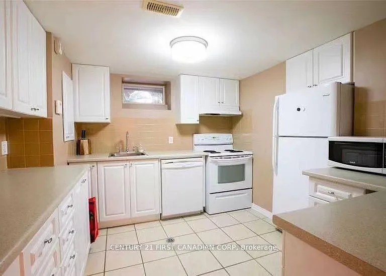 309 Blue Forest Dr #LOWER — Photo 2