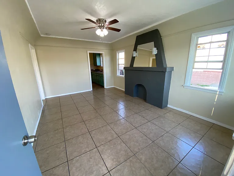 3515 Hill St #A — Photo 3