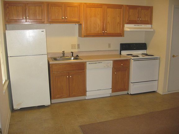 2nd image of 201 N Polk St APT K