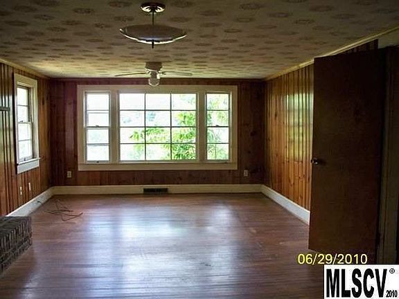 2nd image of 16 Pine St