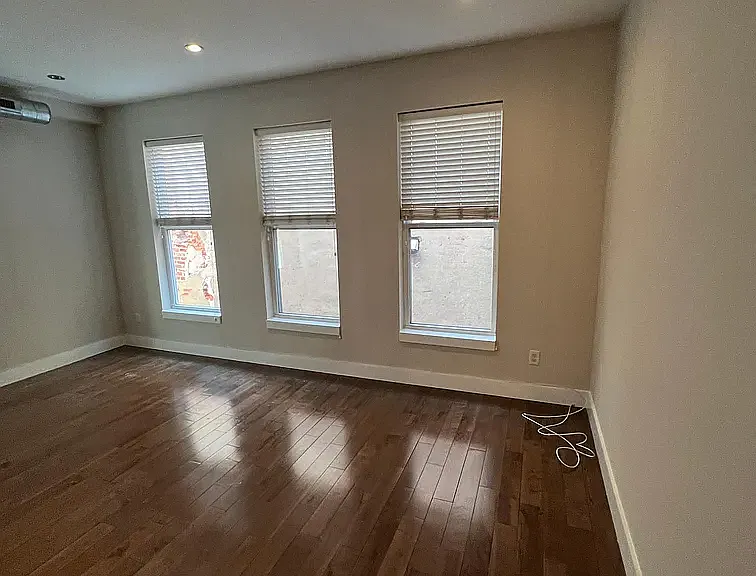 20 N 3rd St #4 — Photo 5