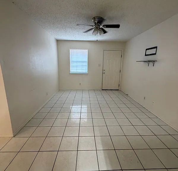 2605 Springfield Ave #4 — Photo 6