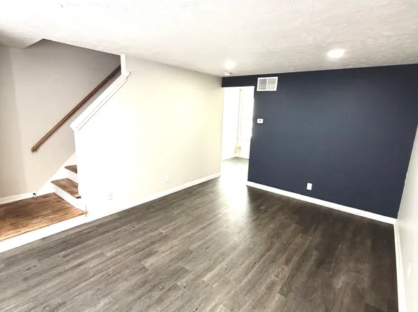 5454 Ervin St #5452, Lincoln, NE 68504