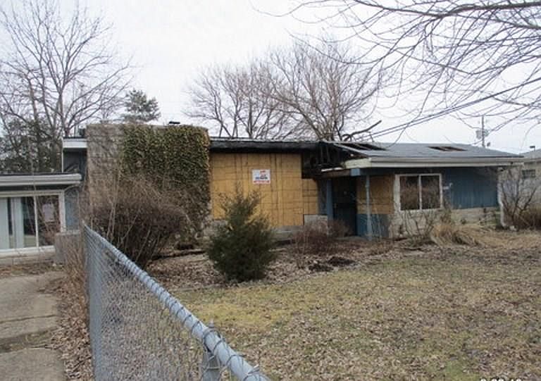 1st image of 1819 N Campbell Ave