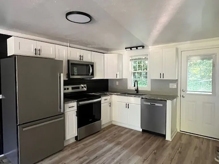 1304 W Ridge St #2 — Photo 1