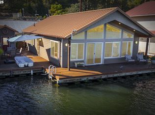 23586 NW Saint Helens Rd UNIT U28, Portland, OR 97231