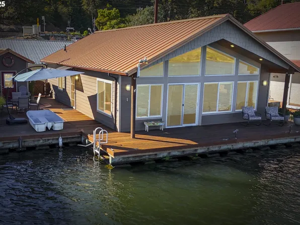 23586 NW Saint Helens Rd Unit U28, Portland, OR 97231