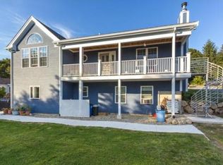 17 Montvale Ave, Gloucester, MA 01930