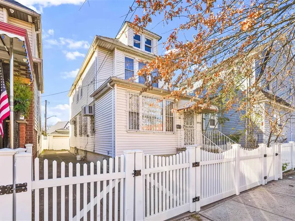 109-30 128th Street image 3 of 34