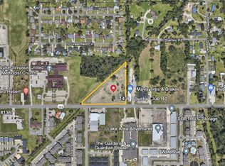 1400 Country Club Rd, Lake Charles, LA 70605