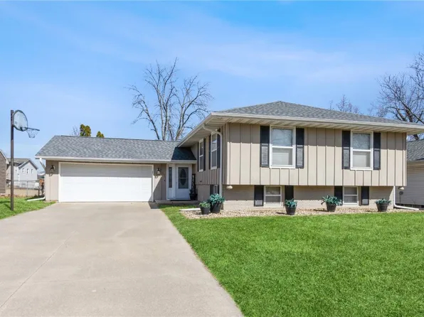 272 Norman Dr NE, Cedar Rapids, IA 52402