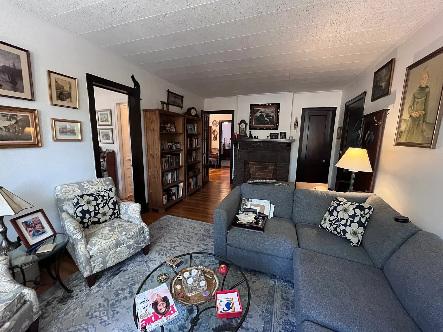 2 bed, 1000 sqft, $1,845 — Photo 2