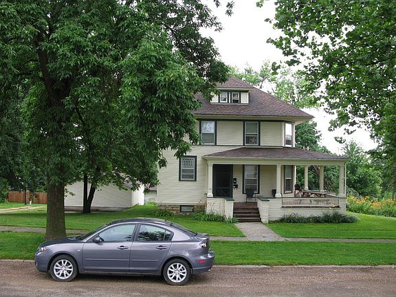 view from south (front)