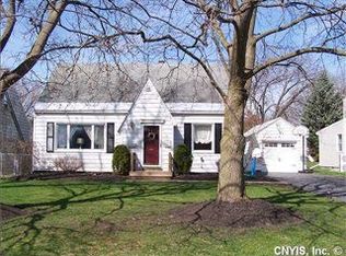 418 Meadow Rd, Syracuse, NY 13219