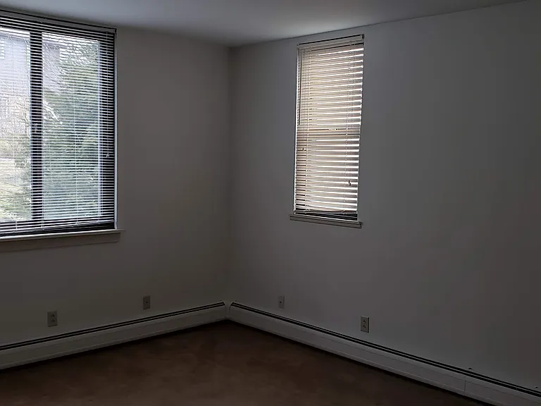 855 Border Ave #201 — Photo 6