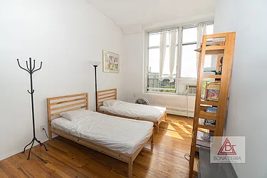 Sold by Bona Tierra