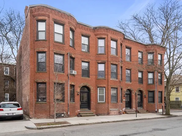 116 Brook St, Brookline, MA 02445