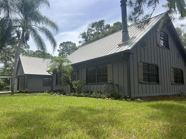 9185 107th Court, Vero Beach, FL 32967