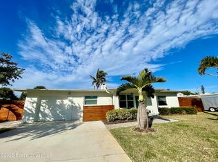 132 E Gadsden Ln, Cocoa Beach, FL 32931