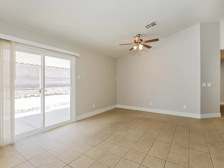 827 Golden Plata Ct — Photo 4
