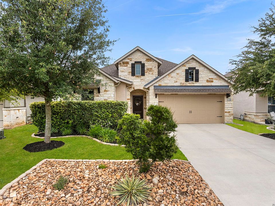 1st image of 120 Escondido