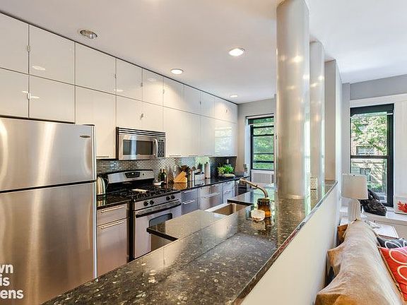 2nd image of 408 Saint Johns Pl APT 2B