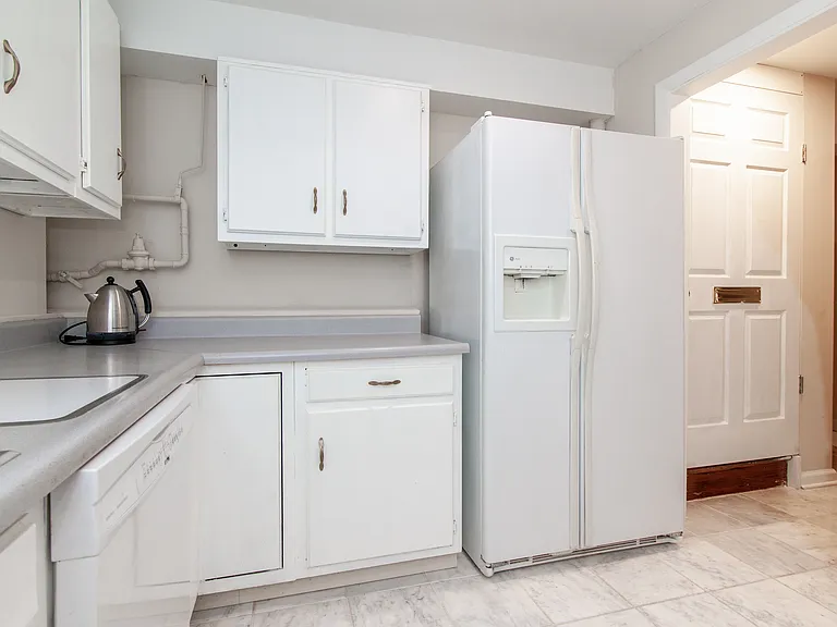 6034 Chesterbrook Rd #B — Photo 42