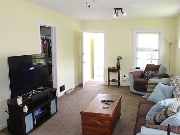 5th image of 1213 S 32nd St