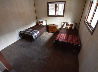 3181 E River Rd, Livingston, MT 59047