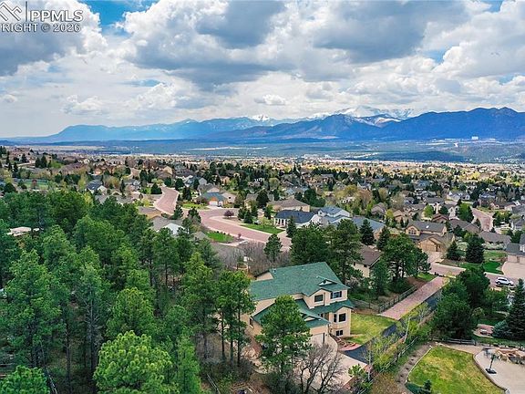 3rd image of 15371 Ridgefield Ln