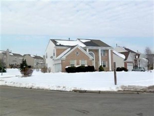 2nd image of 2817 Benjamin Dr